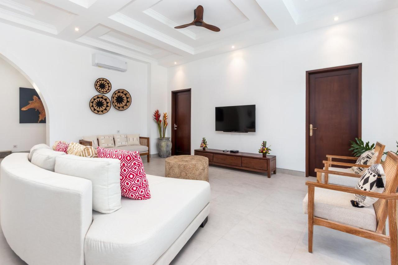 Villa Besakih 5Br, 5 Mins To Beach - Canggu Exterior foto